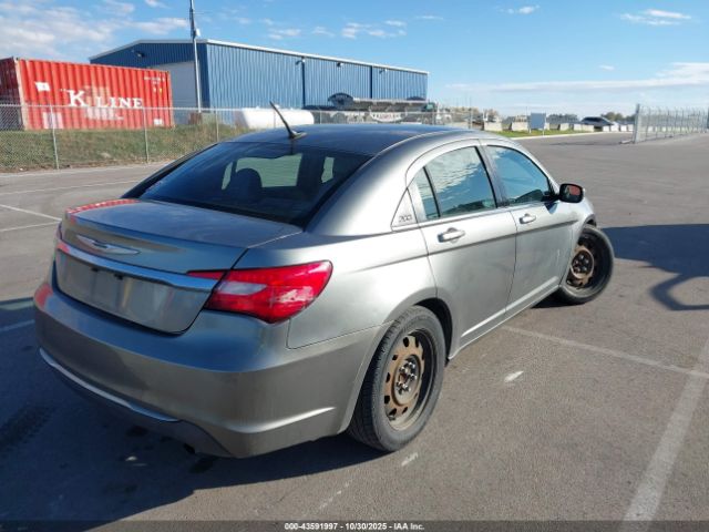2013 CHRYSLER 200 1C3CCBAB8DN642110 Photo 3