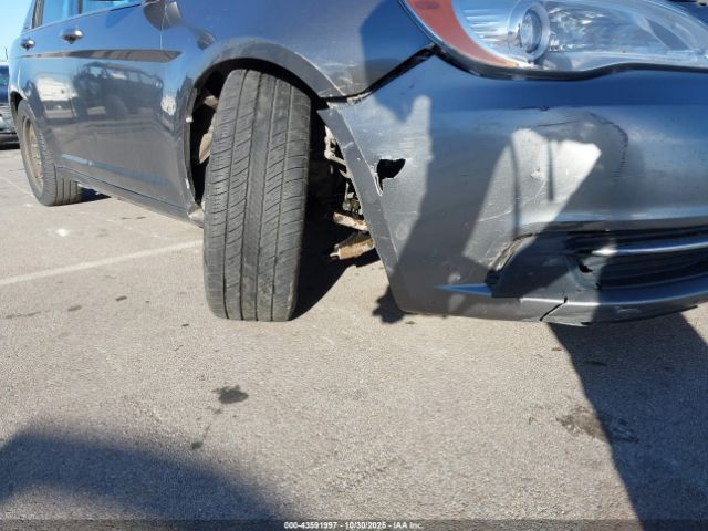 2013 CHRYSLER 200 1C3CCBAB8DN642110 Photo 5