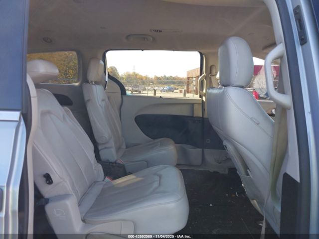 2021 CHRYSLER VOYAGER 2C4RC1DG5MR520573 Photo 7