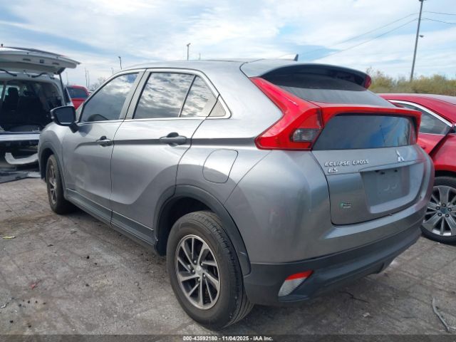 2022 MITSUBISHI ECLIPSE CROSS JA4J4UA86NZ036552 Photo 2