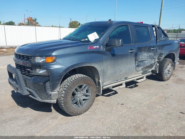 43592188 :رقم المزاد ، 3GCPYCEF9LG424847 vin ، 2020 Chevrolet Silverado 1500 4wd  Short Bed Custom Trail Boss مزاد بيع