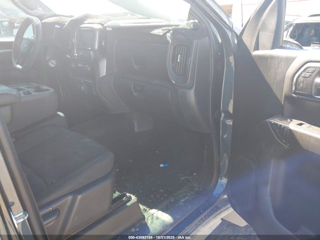 43592188 :رقم المزاد ، 3GCPYCEF9LG424847 vin ، 2020 Chevrolet Silverado 1500 4wd  Short Bed Custom Trail Boss مزاد بيع