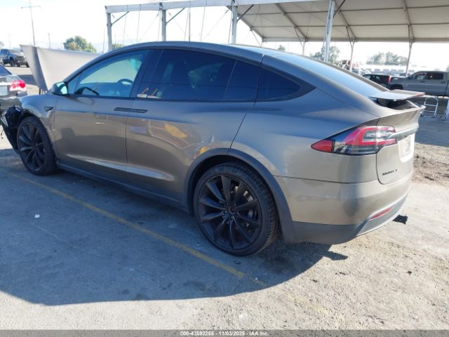 2016 TESLA MODEL X 5YJXCBE20GF002726 Photo 2