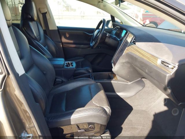 2016 TESLA MODEL X 5YJXCBE20GF002726 Photo 4
