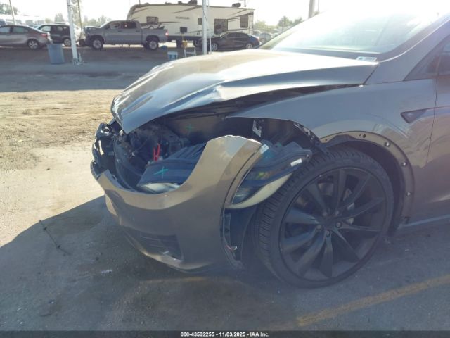 2016 TESLA MODEL X 5YJXCBE20GF002726 Photo 5