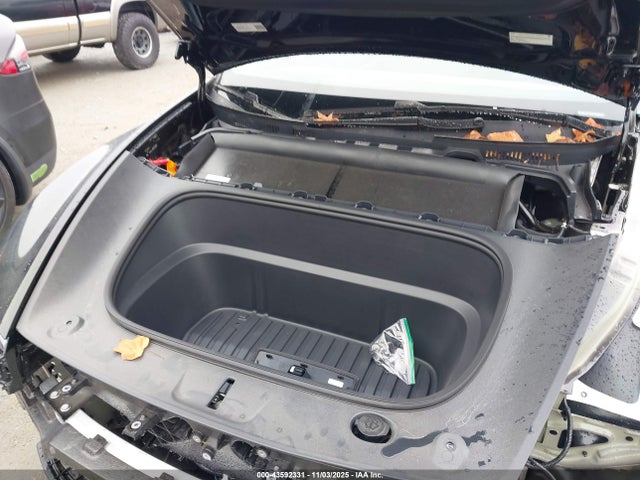 2026 TESLA MODEL Y 7SAYGDED3TA462009 Photo 9