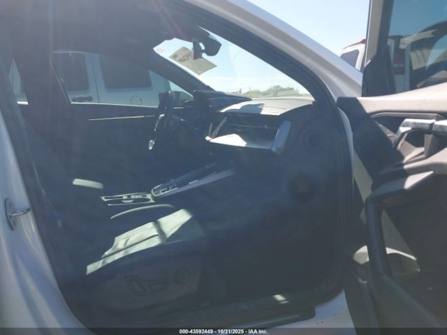 2022 AUDI A3 WAUAUDGY0NA042291 Photo 4