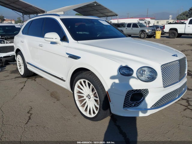 2021 BENTLEY BENTAYGA SJAAM2ZV7MC033750