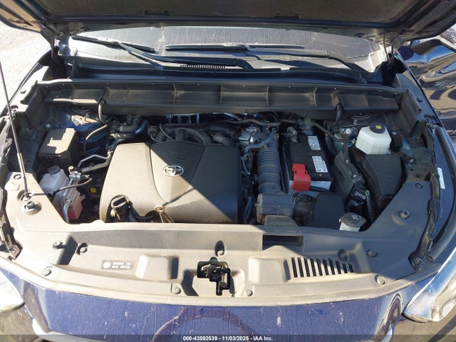 5TDGZRBH1NS573862 Toyota Highlander Xle