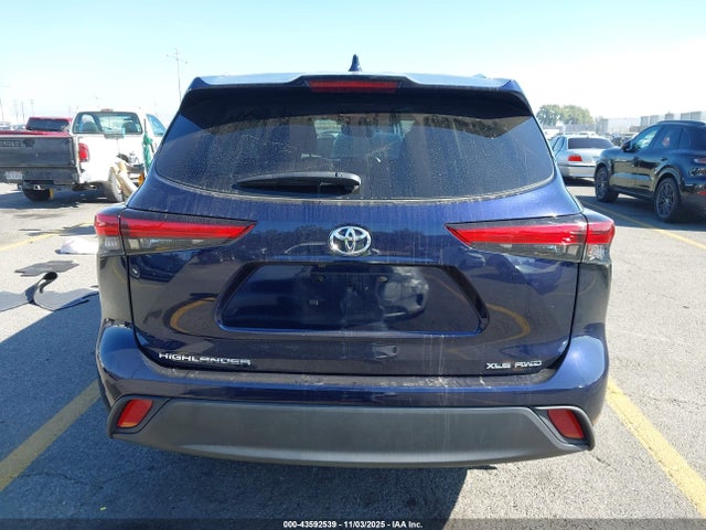 5TDGZRBH1NS573862 Toyota Highlander Xle