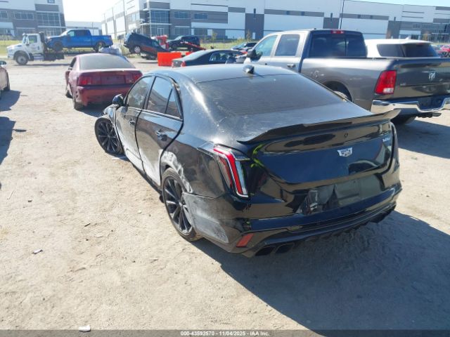 2022 CADILLAC CT4-V 1G6D75RP1N0410102 Photo 2