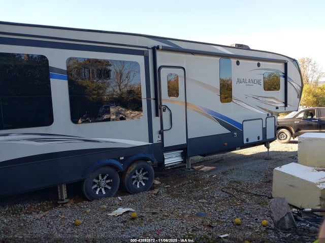 Auction sale of the 2017 Keystone Travel Trlr, vin: 4YDF36528HE760476, lot number: 43592572