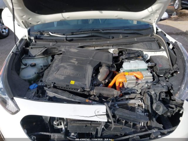 2019 KIA NIRO KNDCE3LC6K5336781 Photo 9