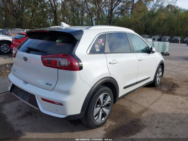 2019 KIA NIRO KNDCE3LC6K5336781 Photo 3