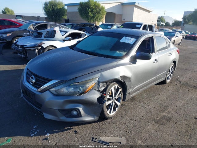 1N4AL3AP1HN318562 Nissan Altima