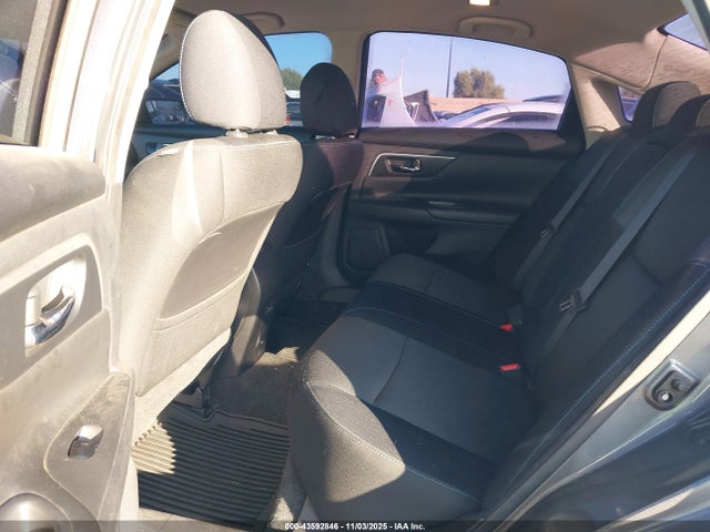 1N4AL3AP1HN318562 Nissan Altima