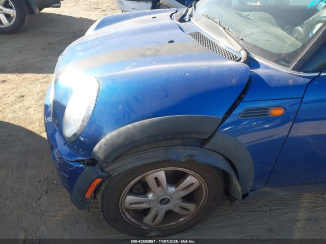 2006 MINI COOPER WMWRF33576TG14873 Photo 5