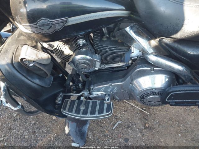2003 HARLEY-DAVIDSON FLHTCUI 1HD1FCW193Y602386 Photo 8