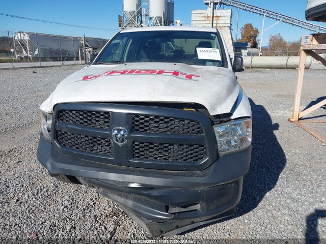 1C6RR6FGXPS535816 RAM 1500 Classic Tradesman 4x2 6&#039;4 Box