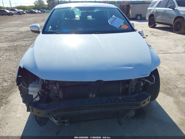 Volkswagen Jetta 1.4t S 2018 3VW2B7AJ7JM223800 Image 13