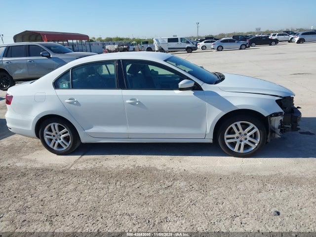 Volkswagen Jetta 1.4t S 2018 3VW2B7AJ7JM223800 Image 14