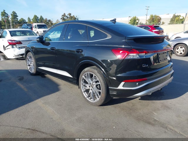 2025 AUDI Q4 SPORTBACK E-TRON WA14UBFZ0SP035651 Photo 2