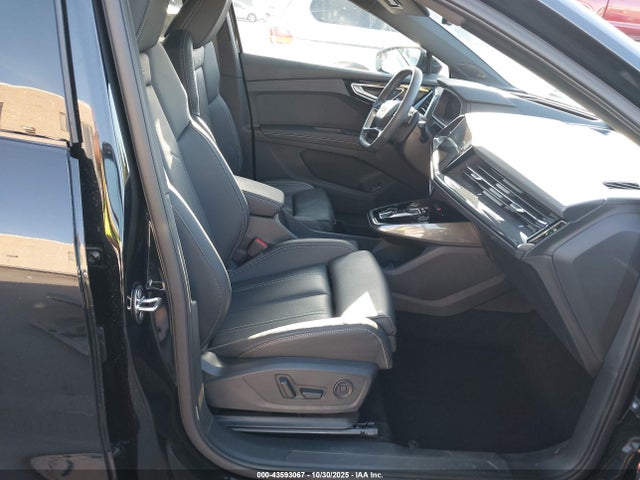 2025 AUDI Q4 SPORTBACK E-TRON WA14UBFZ0SP035651 Photo 4