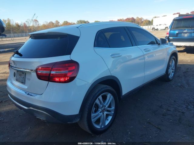 2019 MERCEDES-BENZ GLA 250 WDCTG4EB5KU018641 Photo 3
