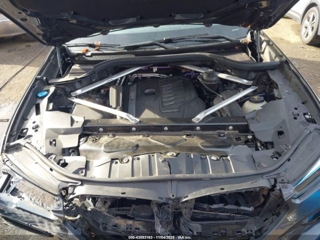 2022 BMW X6 5UXCY6C08N9J79054 Photo 9