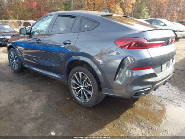 2022 BMW X6 5UXCY6C08N9J79054 Photo 2
