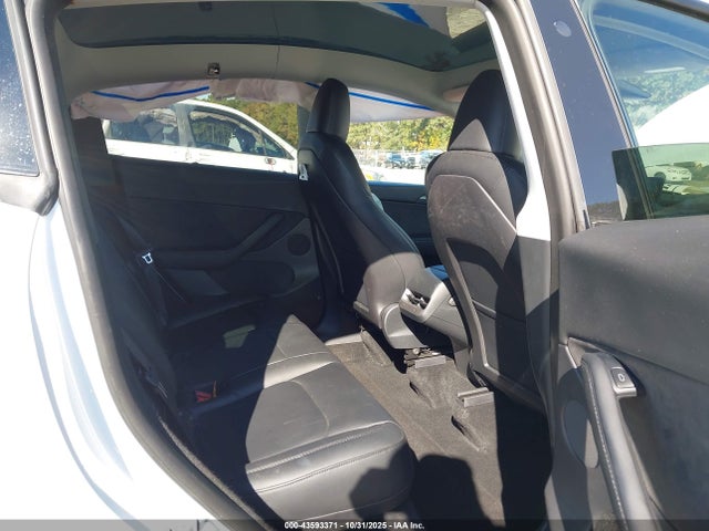 2023 TESLA MODEL Y 7SAYGDEE9PA052958 Photo 7