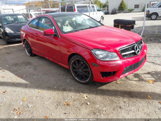2015 MERCEDES-BENZ C 250 WDDGJ4HBXFG391740