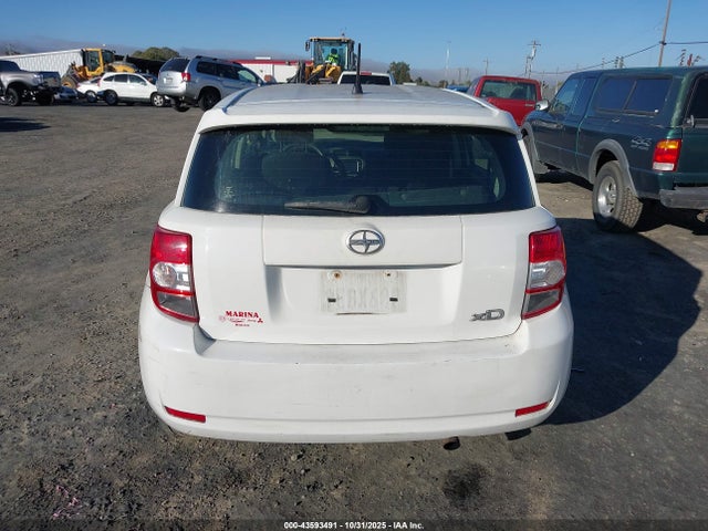 Scion XD 2014 JTKKUPB43E1040668 Image 16