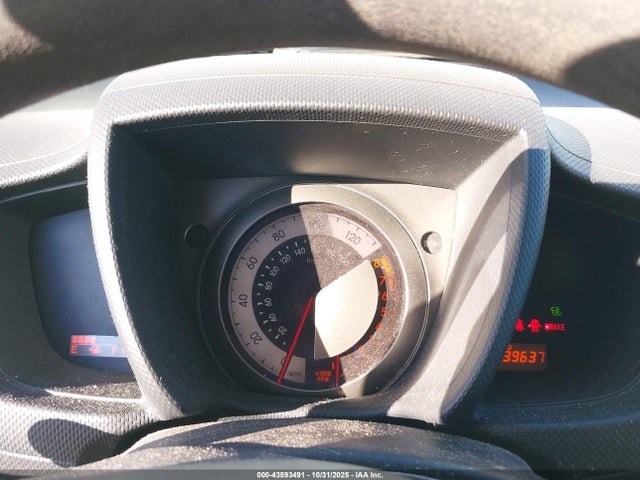 Scion XD 2014 JTKKUPB43E1040668 Image 7