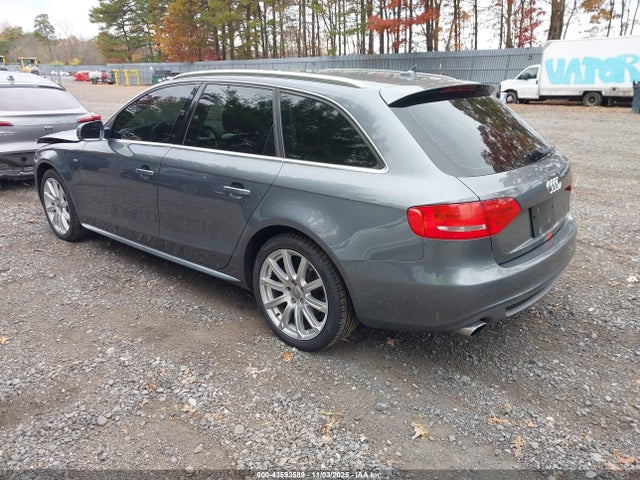 2012 AUDI A4 WAUWFAFLXCA111909 Photo 2