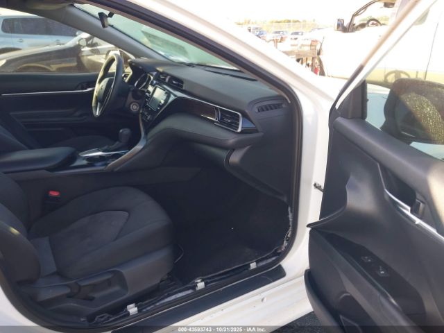 2020 TOYOTA CAMRY 4T1C11AKXLU958801 Photo 4