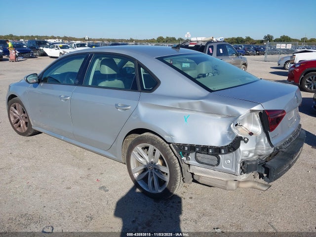 Продажа на аукционе авто 2019 Volkswagen Passat 2.0t Wolfsburg Edition, vin: 1VWLA7A37KC009370, номер лота: 43593815