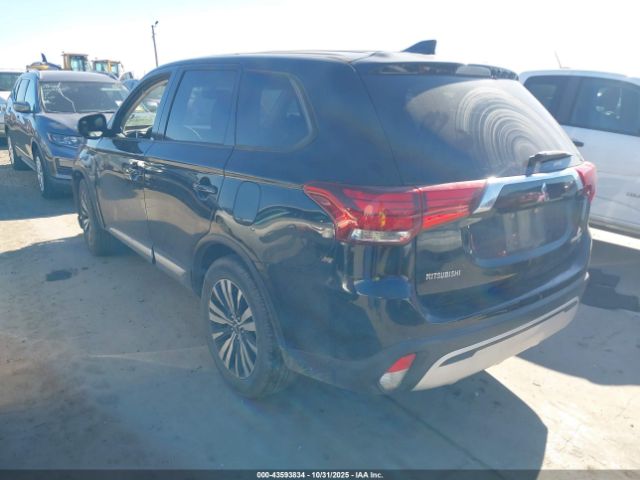 2019 MITSUBISHI OUTLANDER JA4AD3A36KZ033807 Photo 2