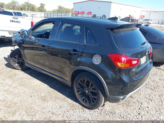 2017 MITSUBISHI OUTLANDER SPORT JA4AP3AU2HZ035725 Photo 2