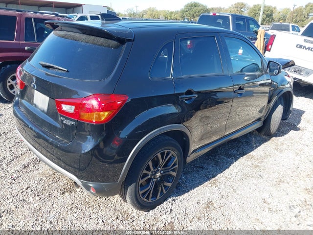 2017 MITSUBISHI OUTLANDER SPORT JA4AP3AU2HZ035725 Photo 3