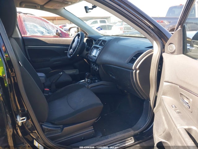 2017 MITSUBISHI OUTLANDER SPORT JA4AP3AU2HZ035725 Photo 4