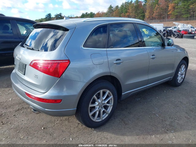 2010 AUDI Q5 WA1CKAFP2AA109504 Photo 3