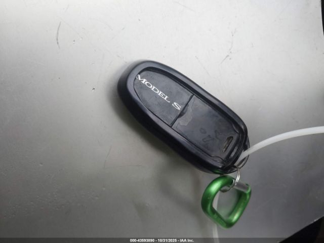 2015 TESLA MODEL S 5YJSA1E15FF103566 Photo 10