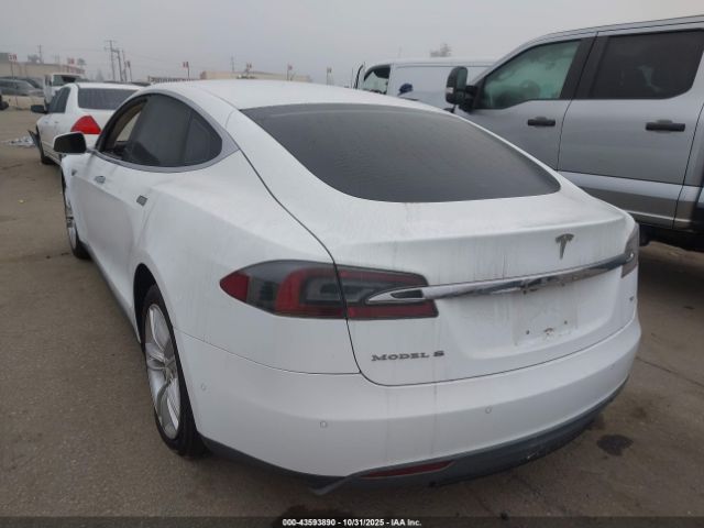 2015 TESLA MODEL S 5YJSA1E15FF103566 Photo 2