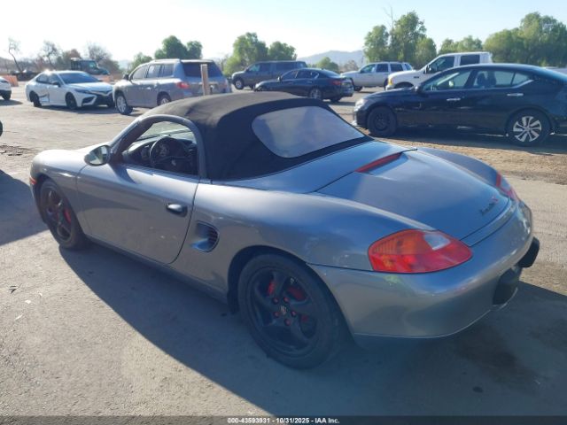 2002 PORSCHE BOXSTER WP0CB29832U662193 Photo 2