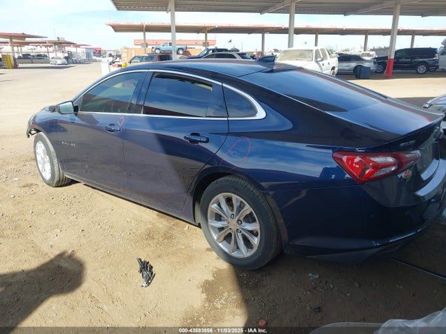 1G1ZD5ST8NF145316 Chevrolet MALIBU LT