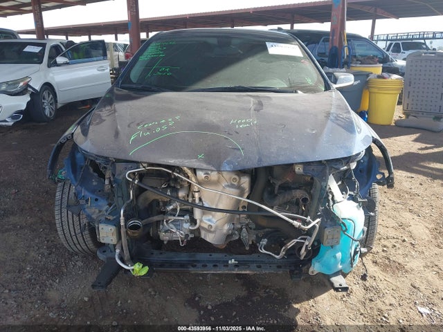 1G1ZD5ST8NF145316 Chevrolet MALIBU LT