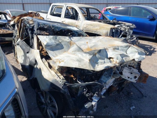 2025 TOYOTA CAMRY 4T1DAACK2SU176752