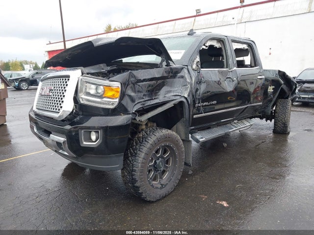 1GT12UEG1HF246883 GMC Sierra 2500hd Denali