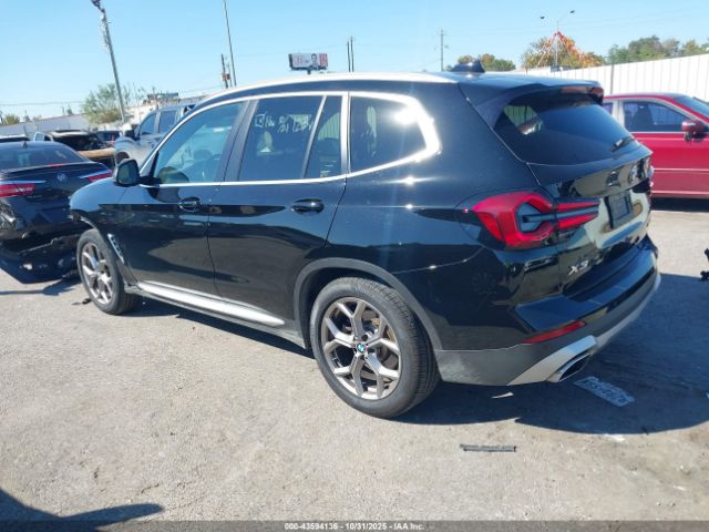 2022 BMW X3 5UX53DP08N9K97238 Photo 2